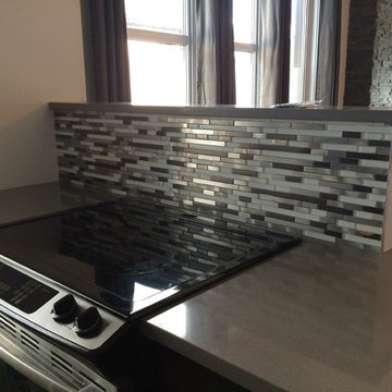 Eden Mosaic Tile Installations: Modern Random Mix Steel - Glass II Tile