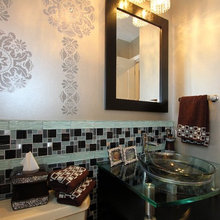 Powder room 2