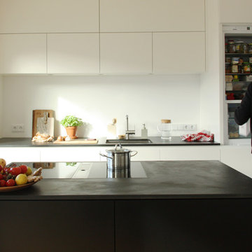 Minimalistische Küche stilvoll und elegant