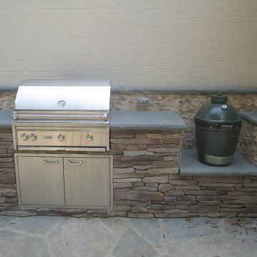Outdoor Kitchens & Grilling Stations