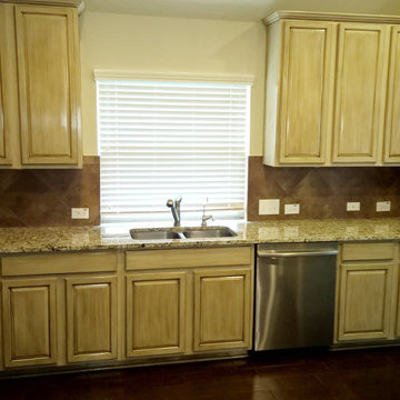 Round Rock Kitchen Cabinets Before and After
