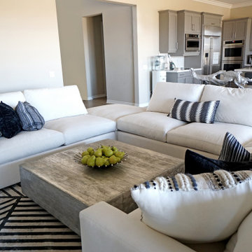 CINDY STYLE - CLEAN LINES ANCHOR ANY ROOM