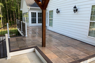 Deck - mid-sized backyard deck idea in Atlanta