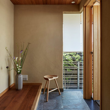 ウッドデッキ・コートでアウトドアを楽しむ住い