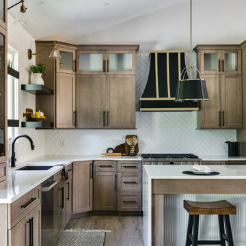 Modern Craftsman Villa