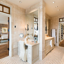 2824 Coffee Pot - Master Bedroom, Bath And Sitting Area