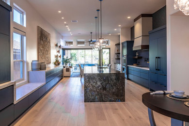 Inspiration for a modern kitchen remodel in Phoenix