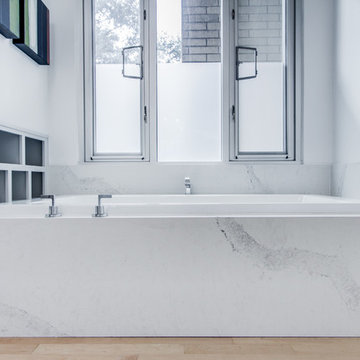 Dallas | Vickery | Master Bathroom (Revive)