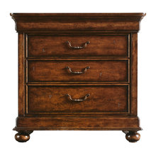 bed dresser