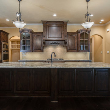 Tuscan Style in Miramont Golf Community