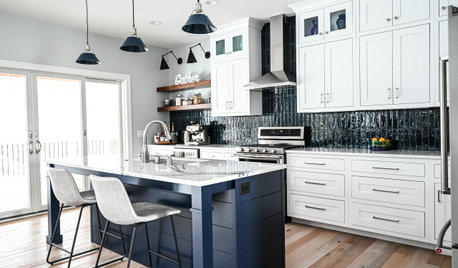 Kitchen of the Week: White and Blue With Smart Storage Ideas