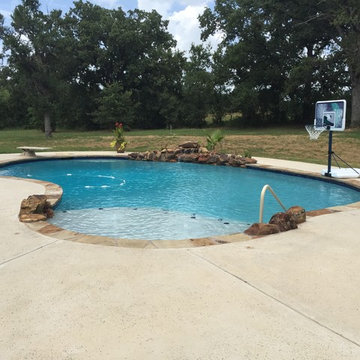 Custom Pool + Pool House