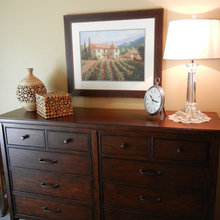 DRESSER