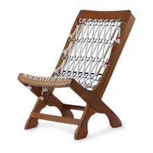 outdoor lounge