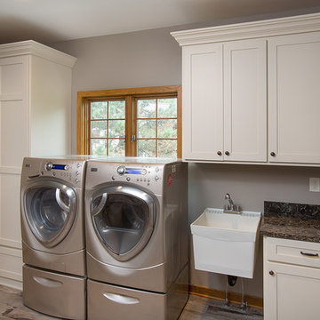 Neutral Transitional Midwest Home Addition & Remodel (Columbus, OH)