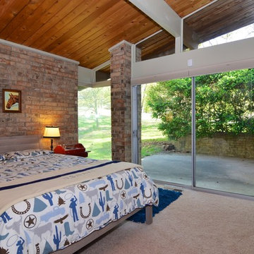 Mid-Century Split-Level