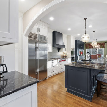 Modern Brecksville Kitchen Remodel