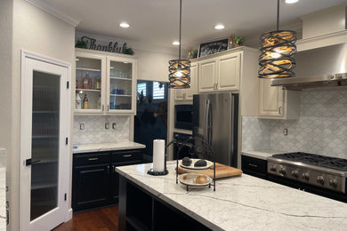 Kitchen - kitchen idea in Sacramento