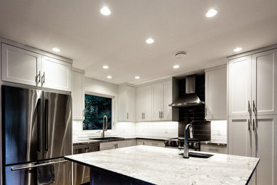 Inspiration for a transitional kitchen remodel in Vancouver