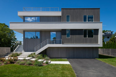 Modern exterior home idea in New York