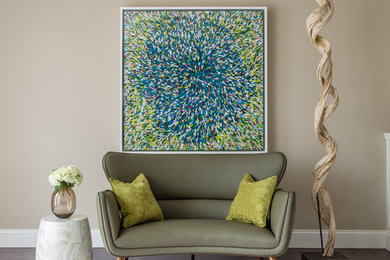 Example of a mid-century modern living room design in San Francisco