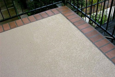 Inspiration for a transitional patio remodel in Los Angeles