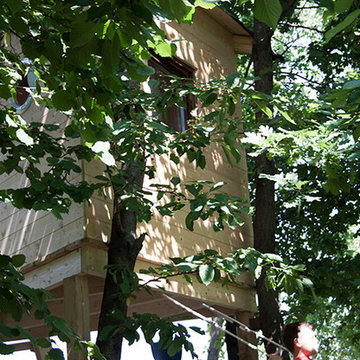 Bird wathcing treehouse
