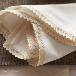 Grand Lace Napkin - Set of 4 - Napkins