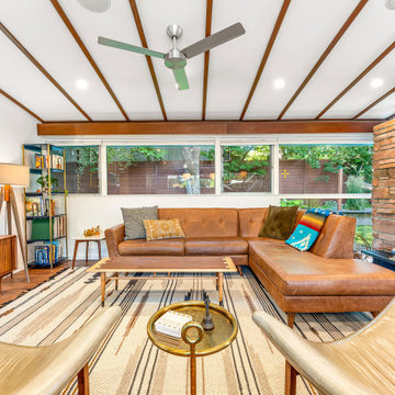 Revitalizing the Space and Structure with Folding Glass Walls