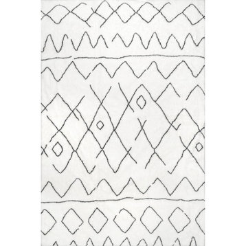 nuLOOM Rae Abstract Stripes Machine Washable Shag Area Rug, Black 6' x 9'