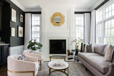 Inspiration for a transitional living room remodel in Chicago