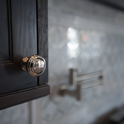Chicago - Lincoln Square Project. - Cabinet And Drawer Knobs