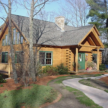 Real Log Home Model