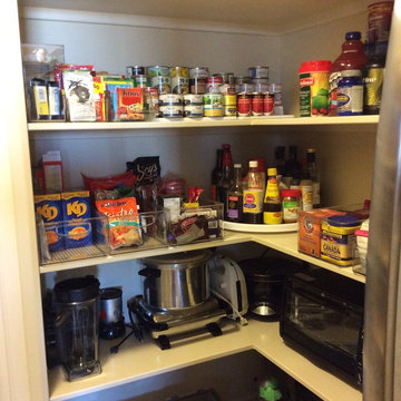 PANTRY ORGANIZATION