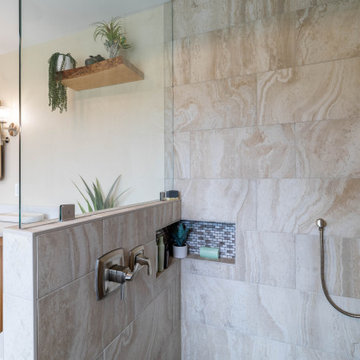 Woodwork master bathroom
