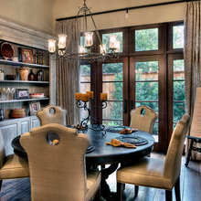 breakfast room