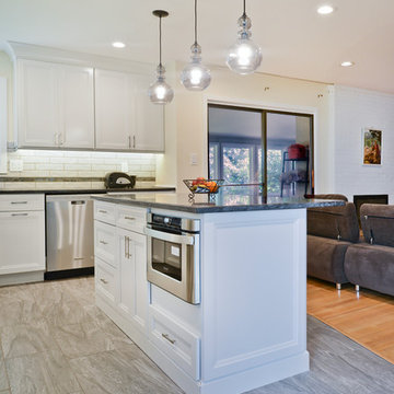 Enjoying of a Comfortable New Sunroom and a Beatiful New Kitchen Remodel in VA