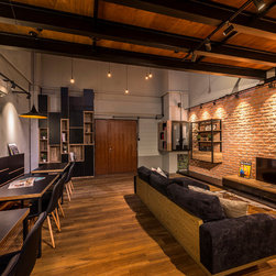 Inzz Studio Office - Products