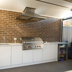White & Stainless Thornbury - BBQs