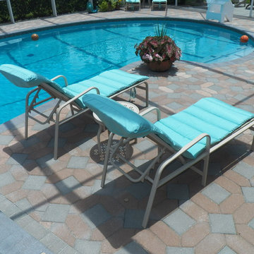 POOL CHAISES WITH REMOVABLE PADS