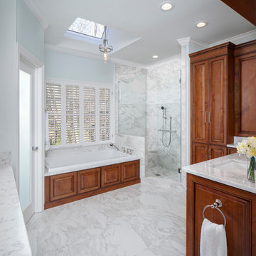 Natural light master bath
