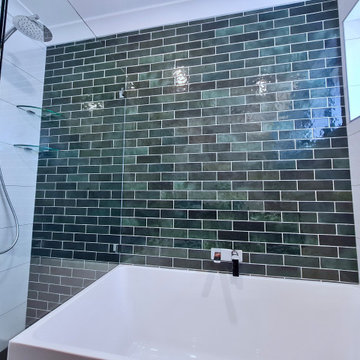 Apartment Bathroom/ Penshurst