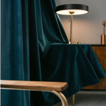 Deep teal Green Velvet Curtainbed