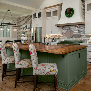 Farmhouse Style Kitchen