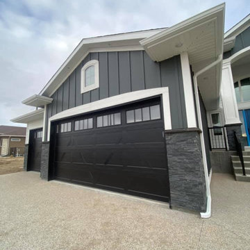 2,368sq.ft Walkout Two Storey | 4 Beds | 3 Baths | 3 Car Garage