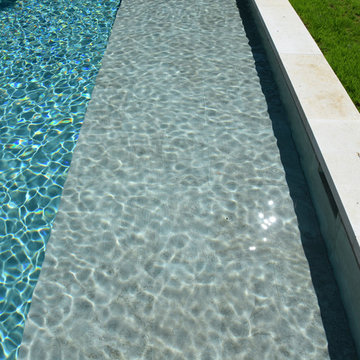 Bassin aixois 8m x 8m...Fusion de l'authentique et du contemporain