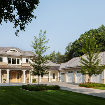 Lake Country Retreat Exterior