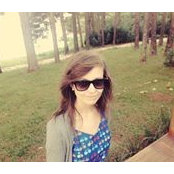 Aline Dambros's photo