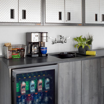 Presrv™ Black Stainless Single Zone Beverage Cooler