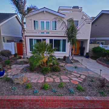 Oxnard Beach House Frontyard